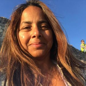 Meet your Posher, Connie